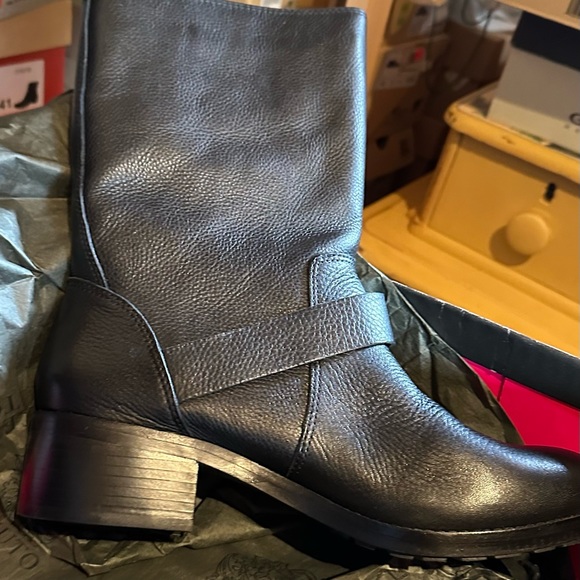 Vince Camputo-Vintage Tumbled Leather-Bejeweled Boots - Picture 6 of 10